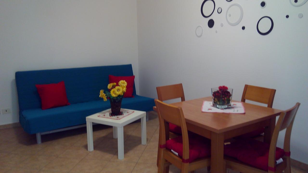 Residenza Melucci Aparthotel Rimini Bagian luar foto